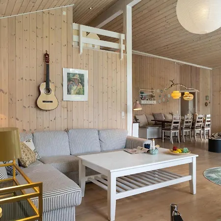 Beautiful In With Sauna Holiday home *